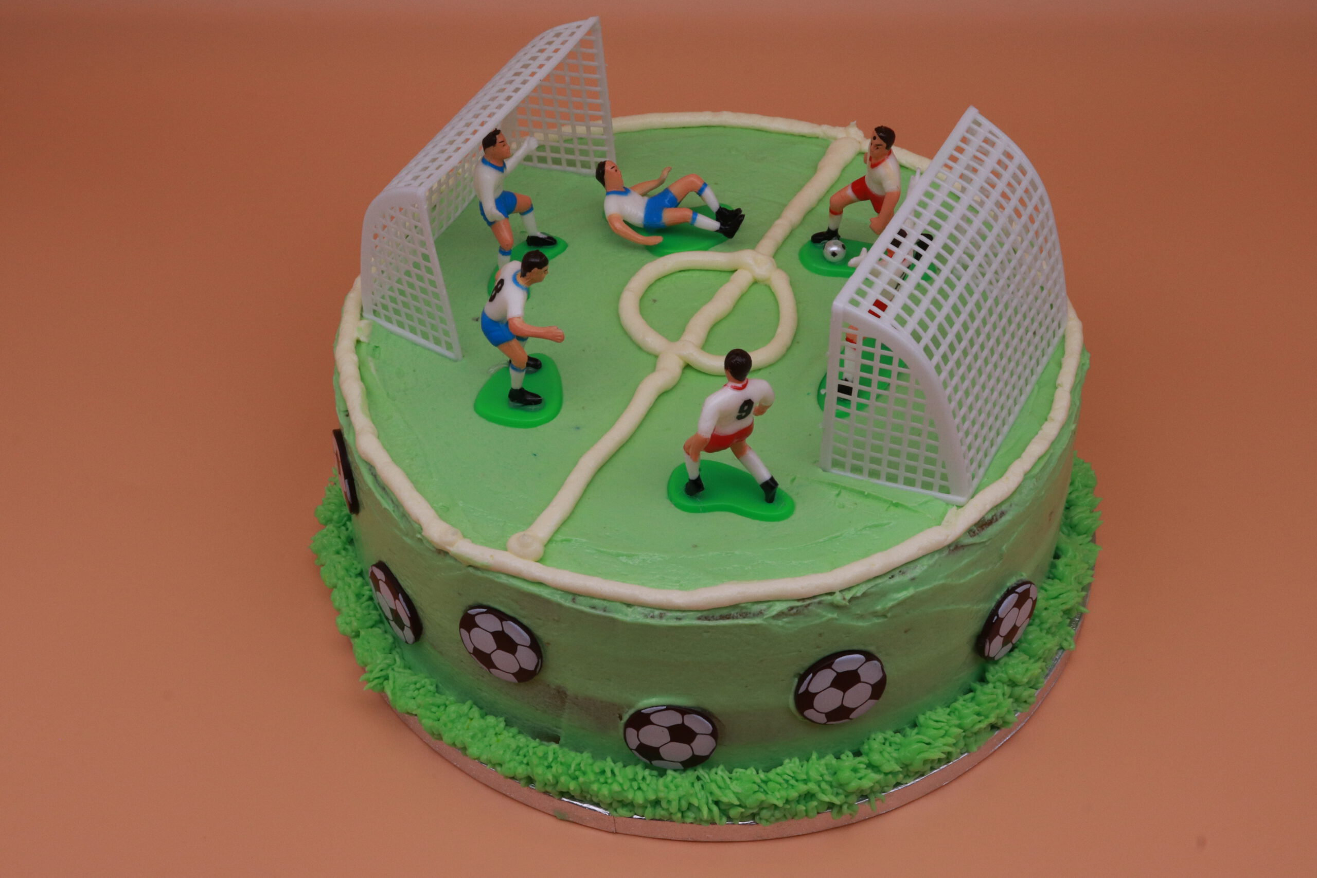 Backset für Fußball Torte — Easy Backen